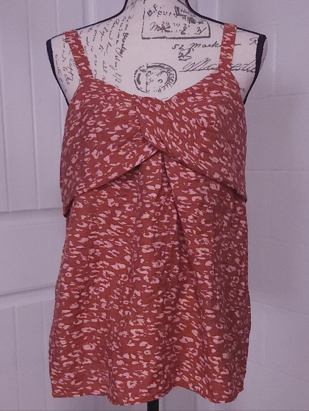 Simply Vera Vera Wang Rust & Pale Pink Printed Twist-Detail Tank Medium - NWT